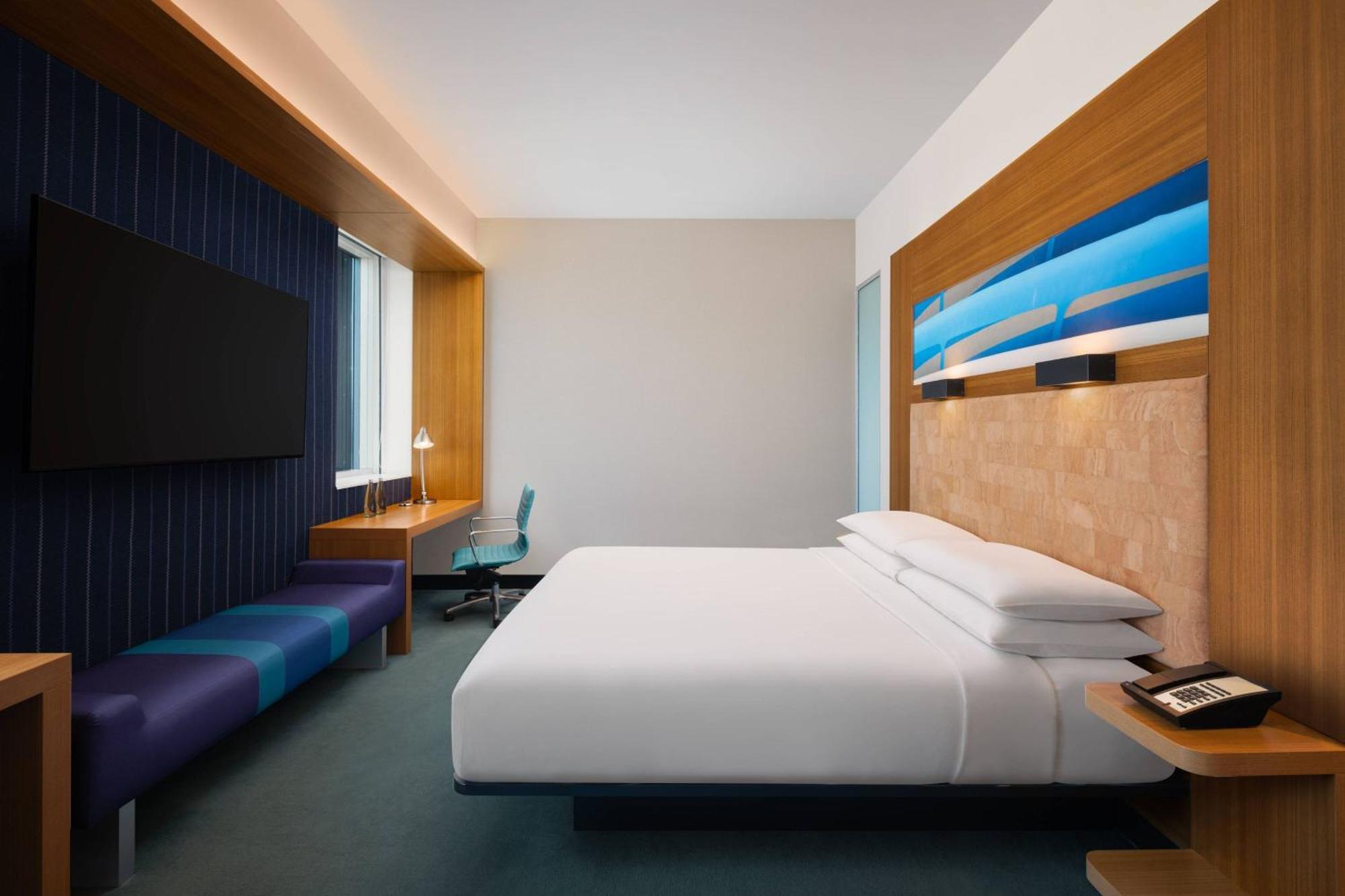 Hotel Aloft Bengaluru Outer Ring Road Extérieur photo