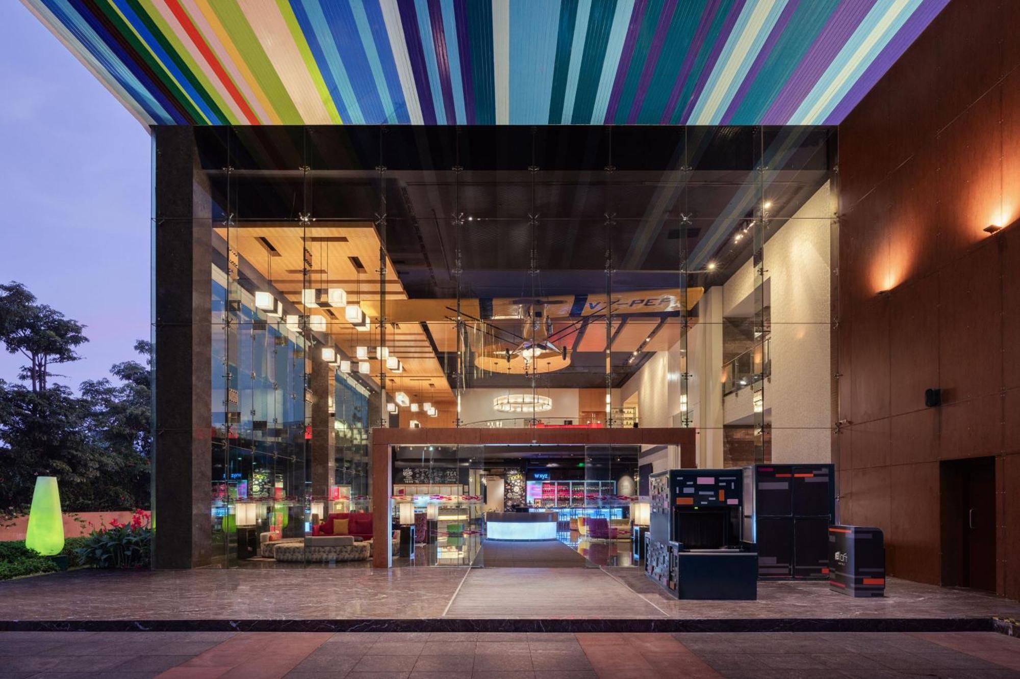 Hotel Aloft Bengaluru Outer Ring Road Extérieur photo