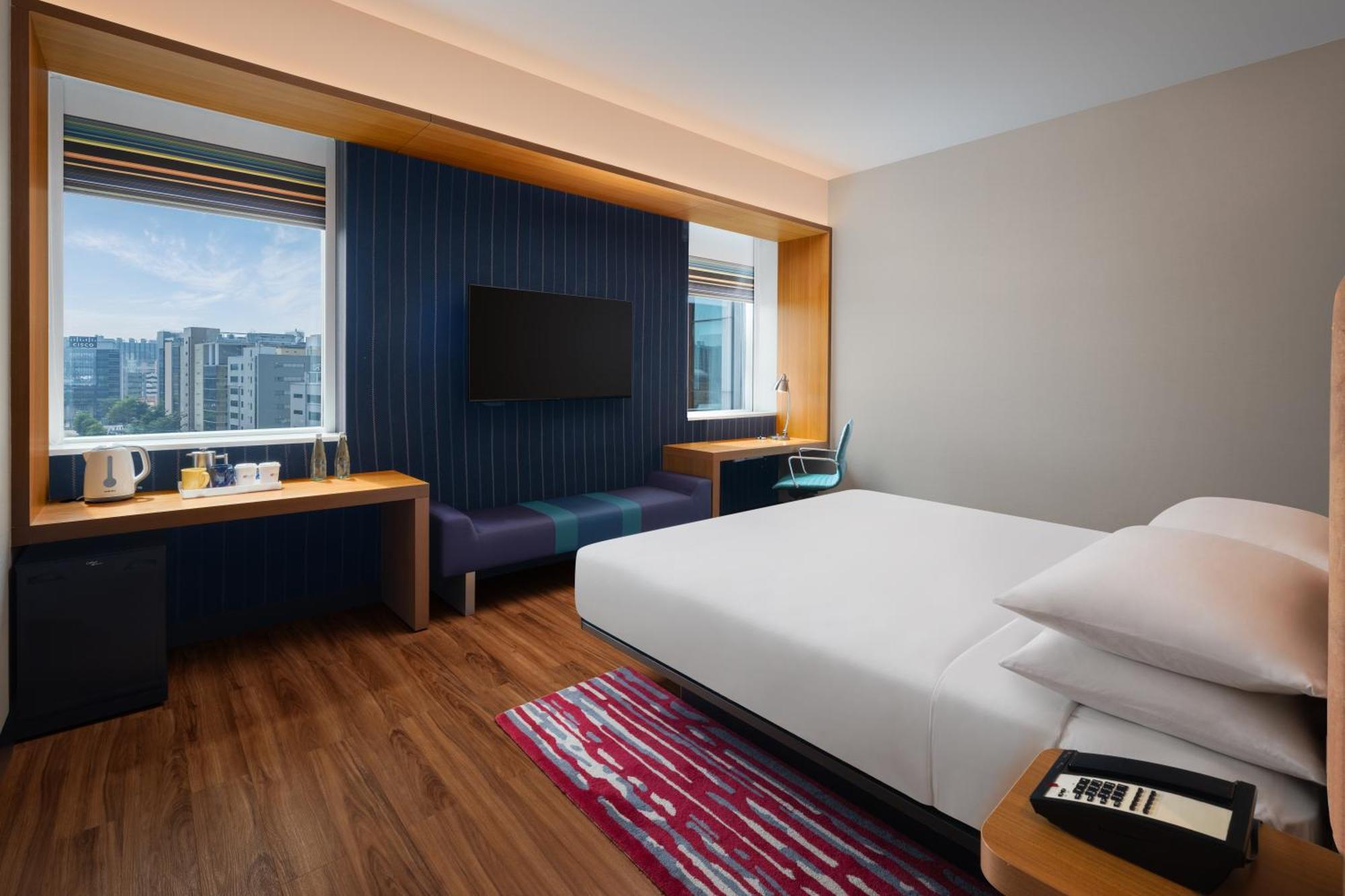 Hotel Aloft Bengaluru Outer Ring Road Extérieur photo