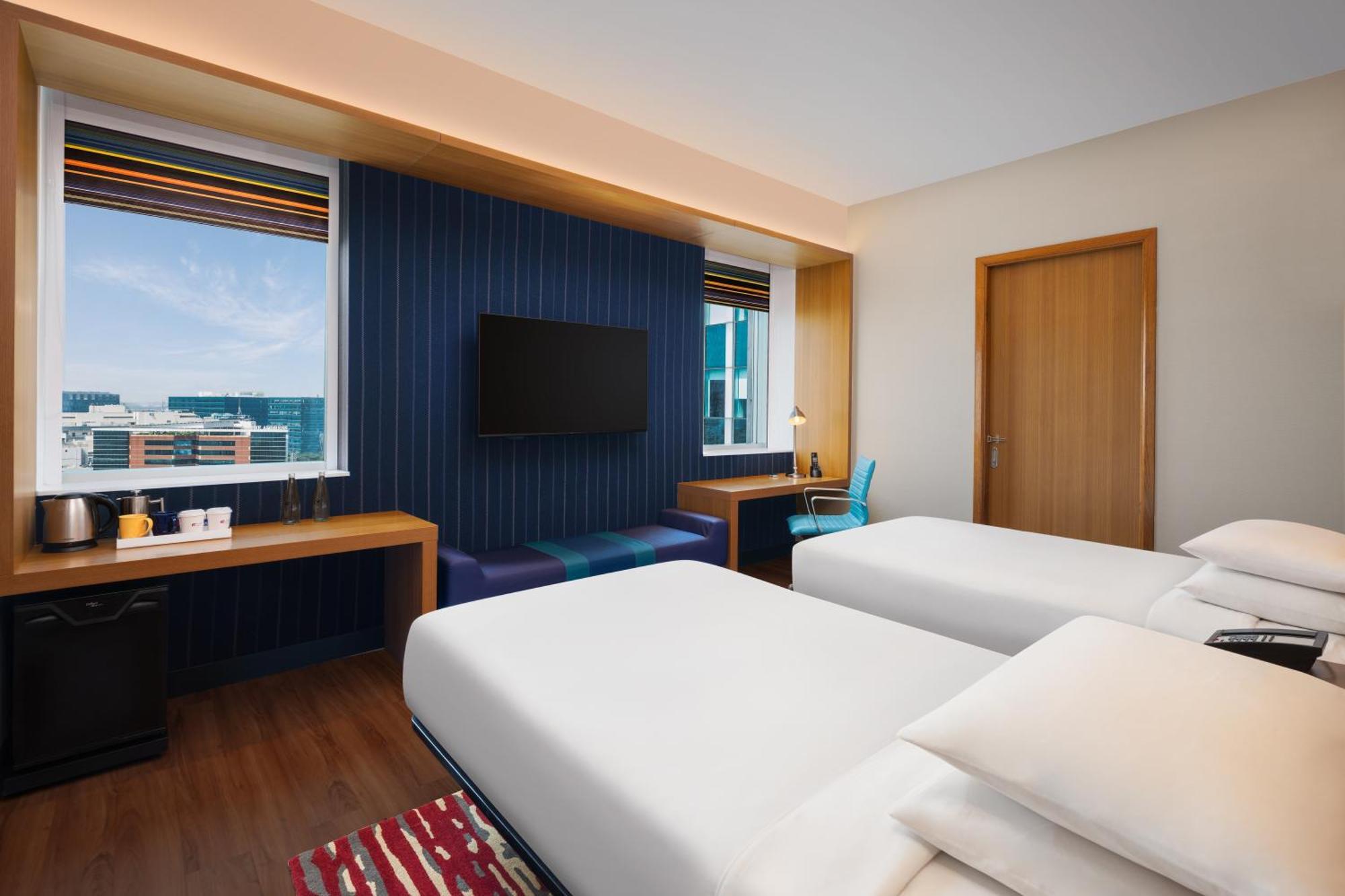 Hotel Aloft Bengaluru Outer Ring Road Extérieur photo