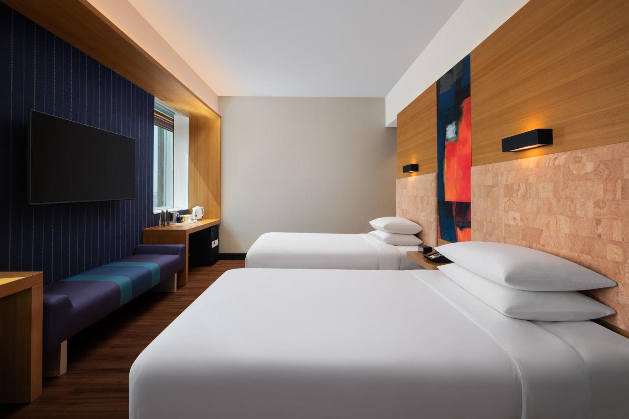 Hotel Aloft Bengaluru Outer Ring Road Extérieur photo